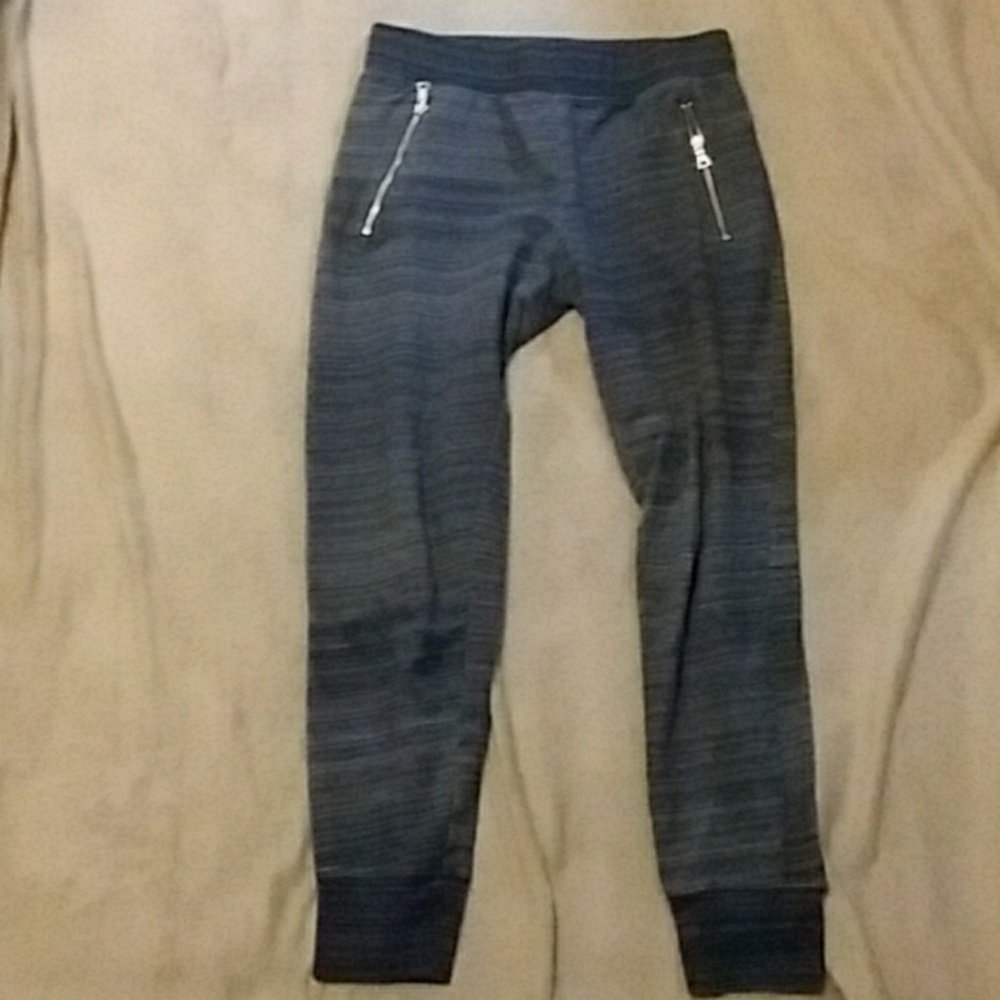NWOT Gap S Leggings